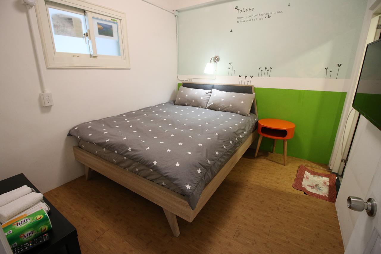 Corner Inn九份住宿i 小角落民宿i 機車租借i日夜間導覽 Εξωτερικό φωτογραφία